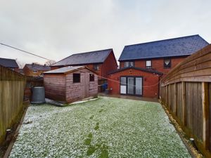 Photo 32- click for photo gallery